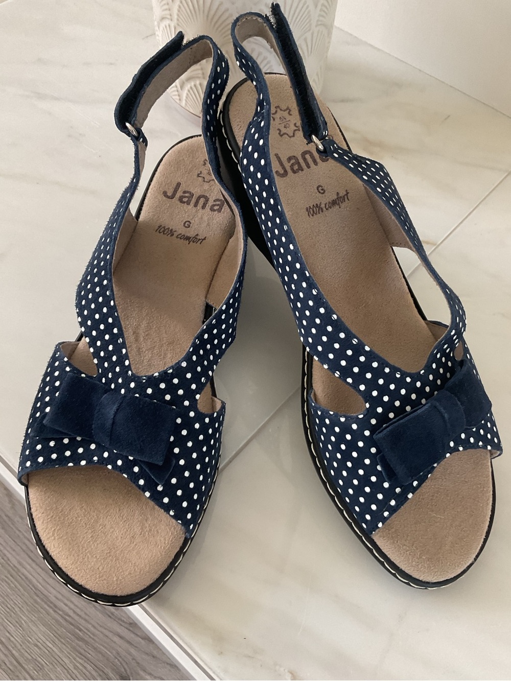 ***JANA**Navy Polka Dot Slingback Sandals